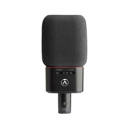 Austrian Audio OC18